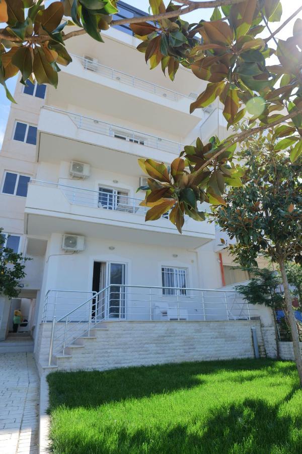 Kidi Apartments Sarandë Eksteriør billede